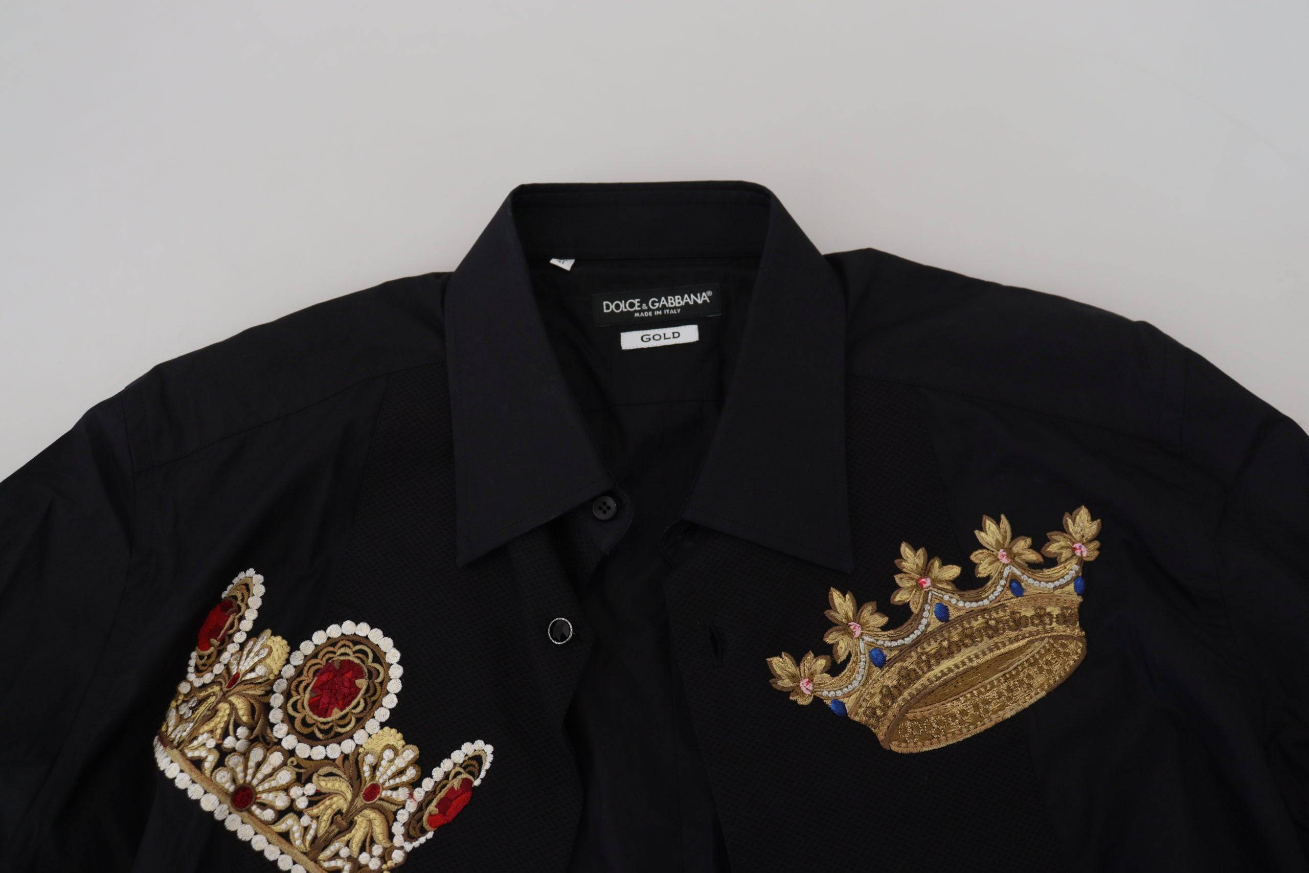 Chemise formelle noire et or Dolce & Gabbana, coupe slim, avec col classique et détails élégants, vue de face.
