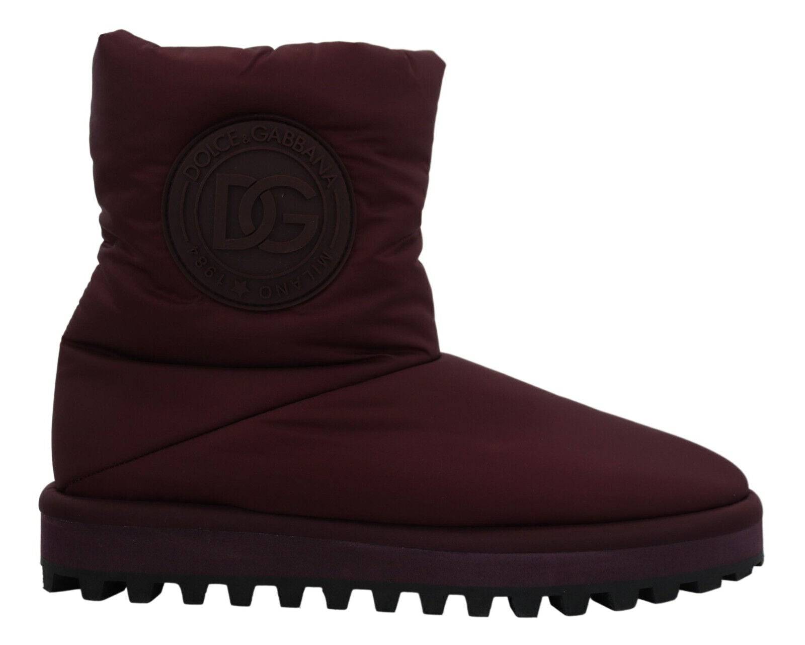 Bottes en nylon Bordeaux Dolce & Gabbana, doublées et rembourrées, style mi-mollet avec semelle robuste.