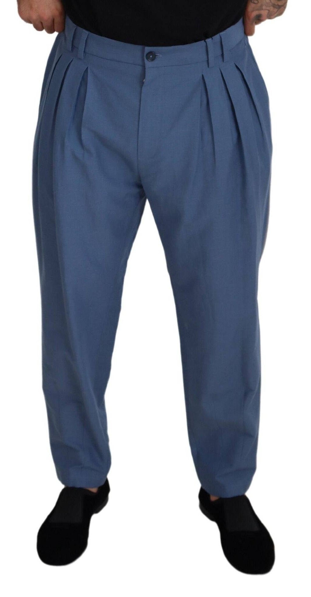Pantalons chino formels en lin bleu Dolce & Gabbana, élégants et ajustés, vus de face sur fond blanc.