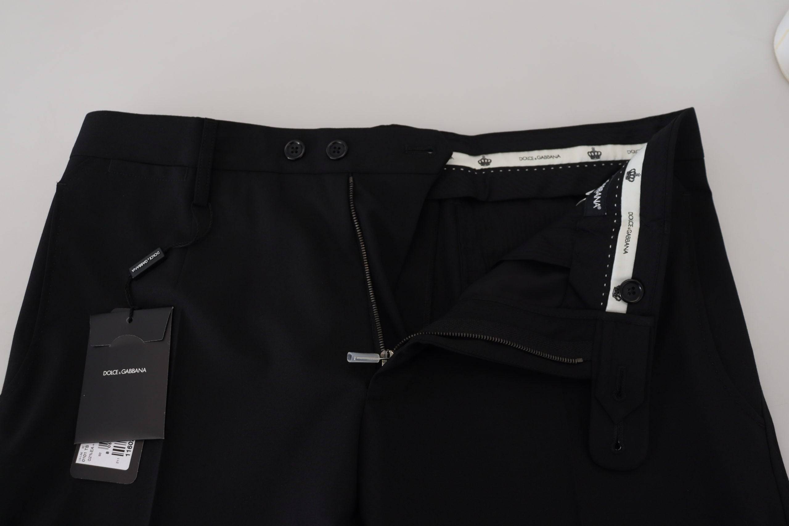 Pantalon formel noir en polyester Dolce & Gabbana, coupe chino, élégant et sophistiqué pour homme.