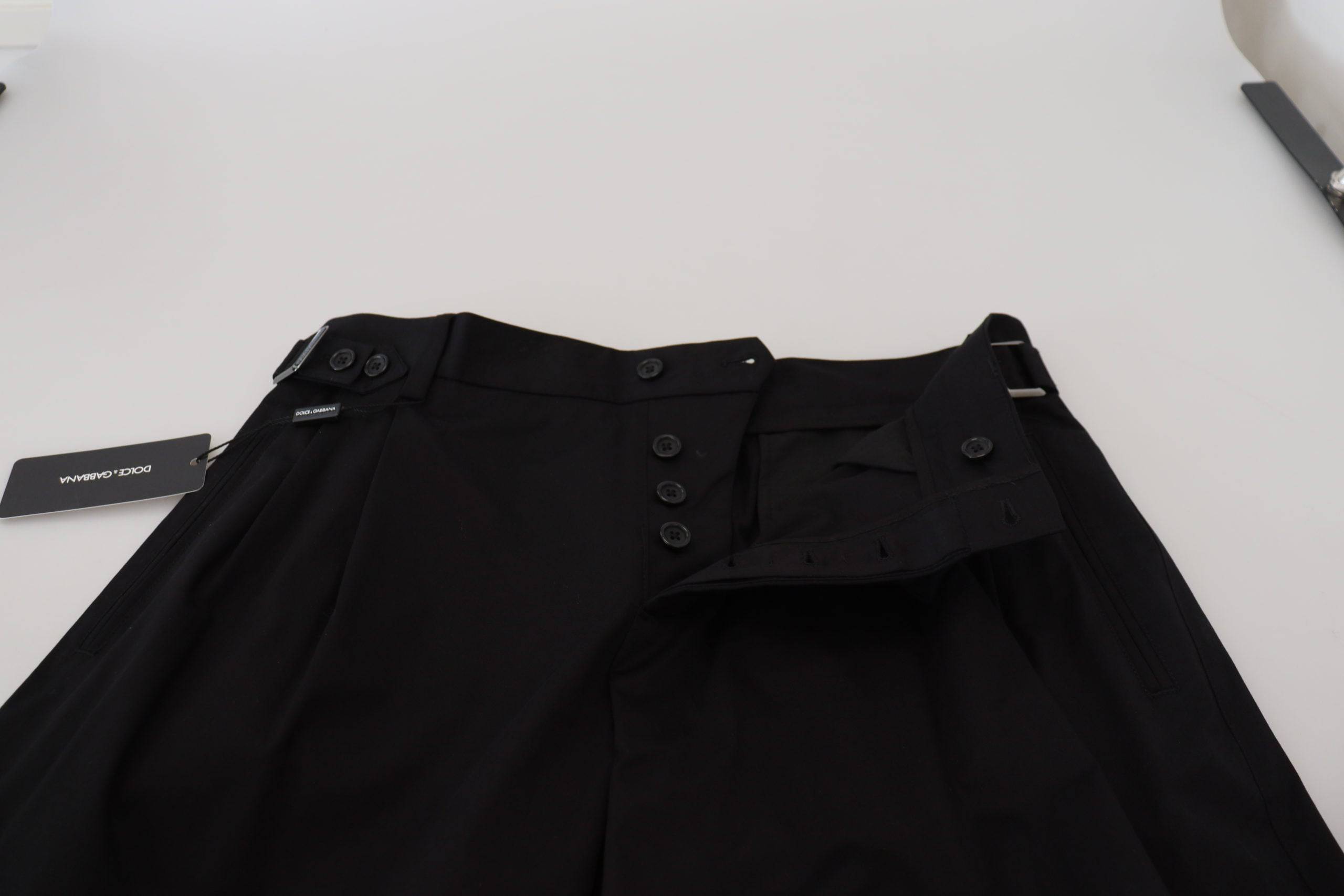 Pantalon formel en coton noir Dolce & Gabbana pour homme, coupe chino élégante et ajustée.