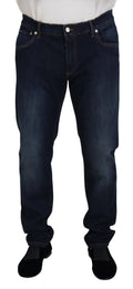 Jeans en denim blanc Dolce & Gabbana, coupe droite, style décontracté, coton léger, visible sur l’image.