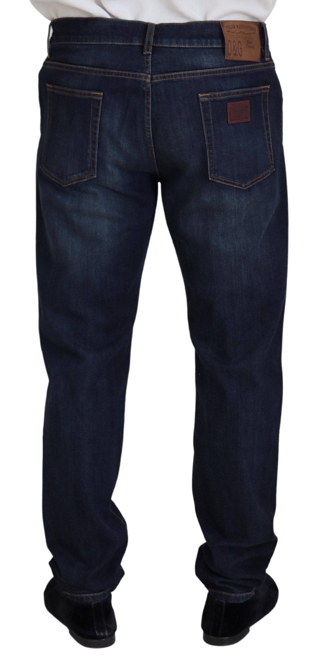 Jeans en denim bleu Dolce & Gabbana, coupe droite, casual, en coton, visibles avec poches et détails de couture.