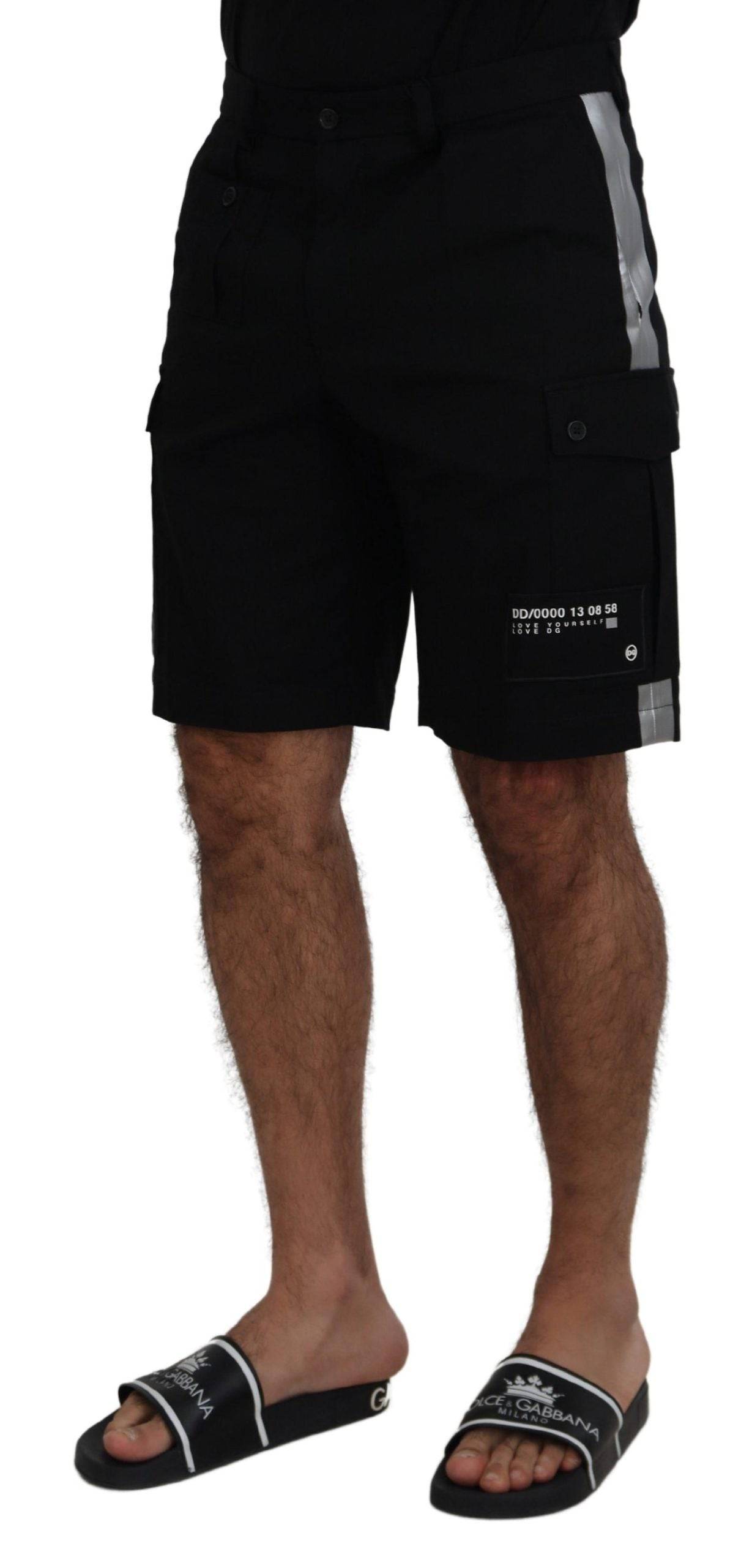 Shorts cargo bermuda noirs Dolce & Gabbana, style décontracté, look casual, avec poches et coupe confortable.