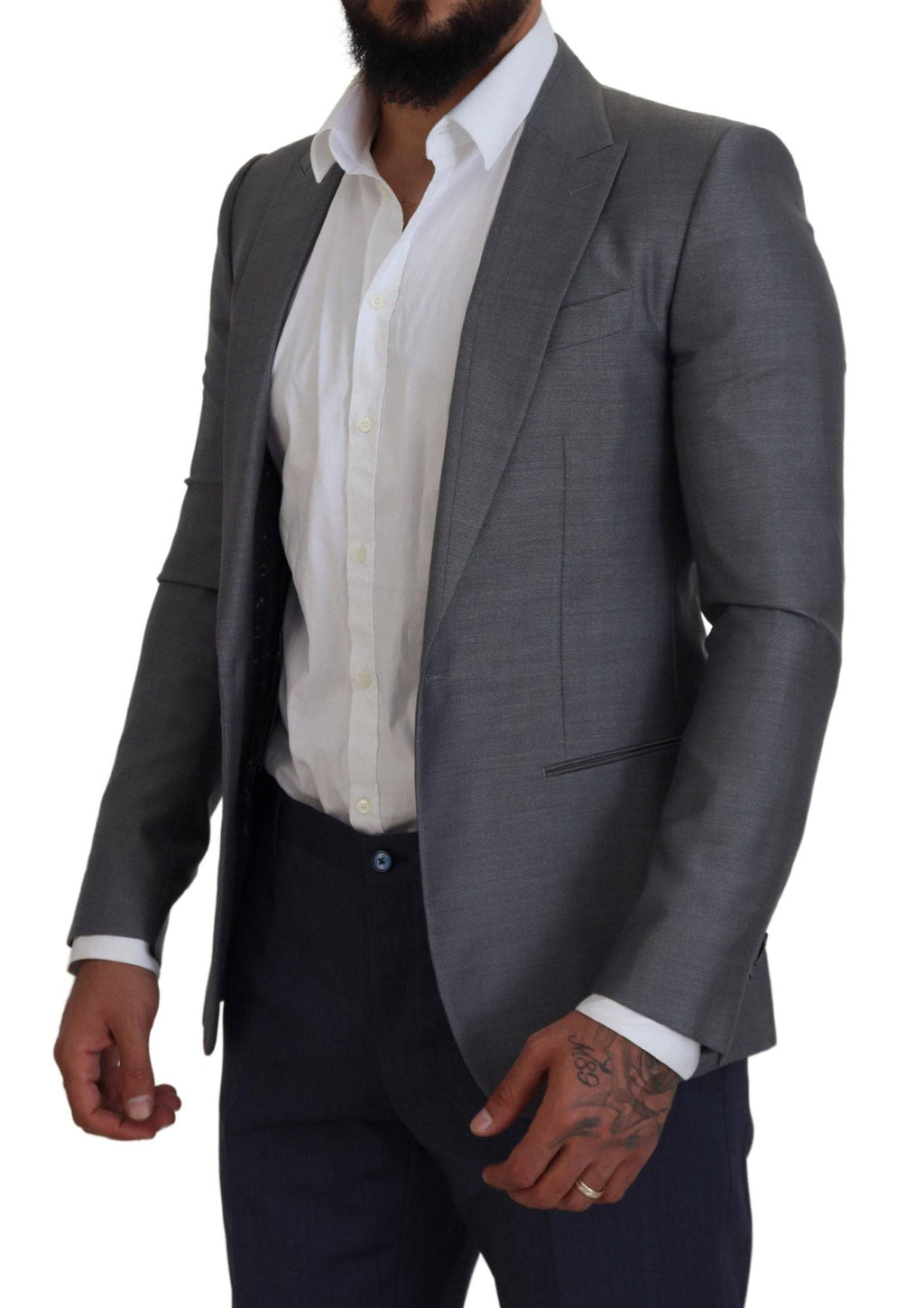 Veste blazer Slim Fit en laine et soie gris Dolce & Gabbana, ajustée, élégante et élégante, visible en gros plan.