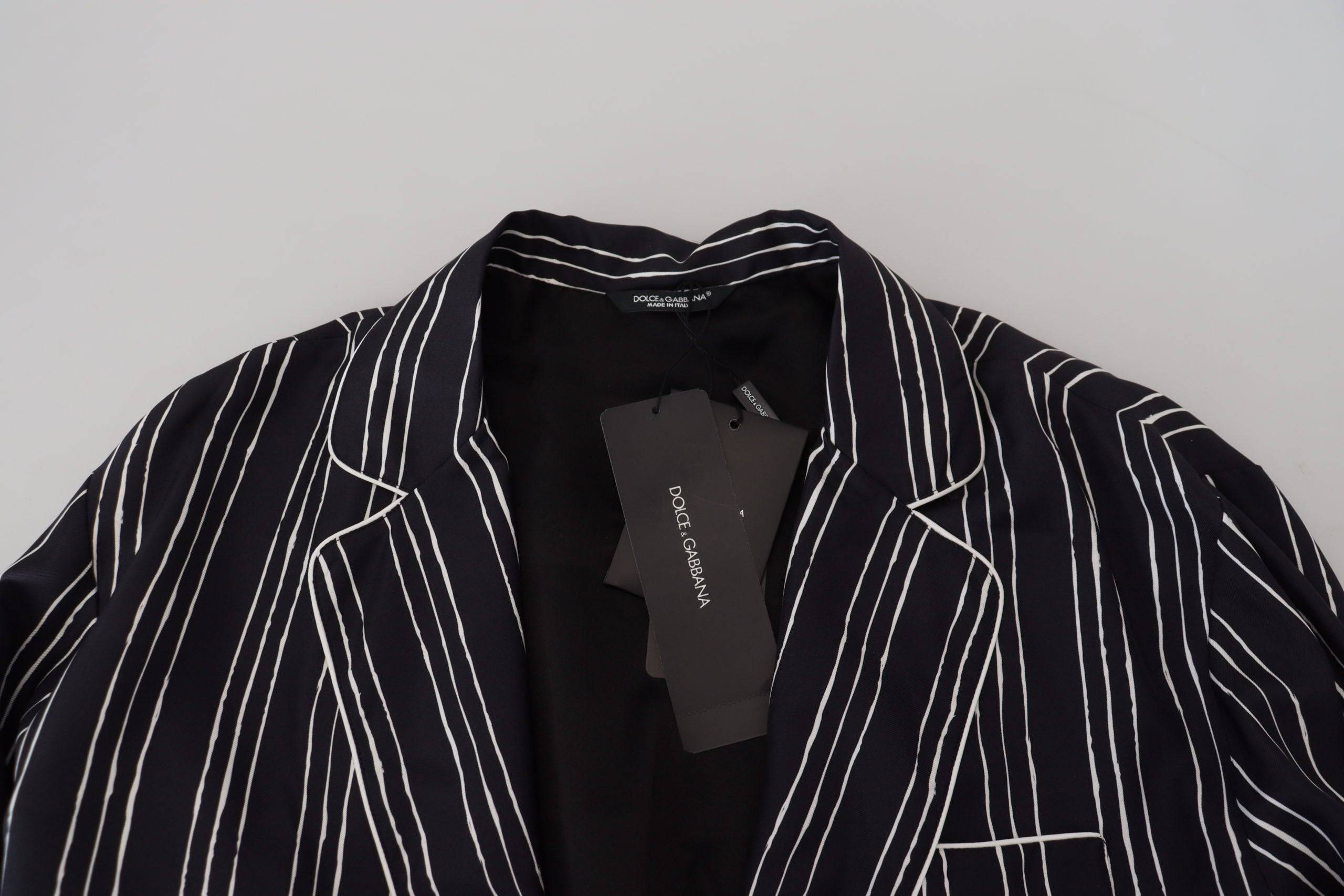 Chemise de pyjama en soie à rayures bleues de Dolce & Gabbana, veste élégante pour homme ou femme.