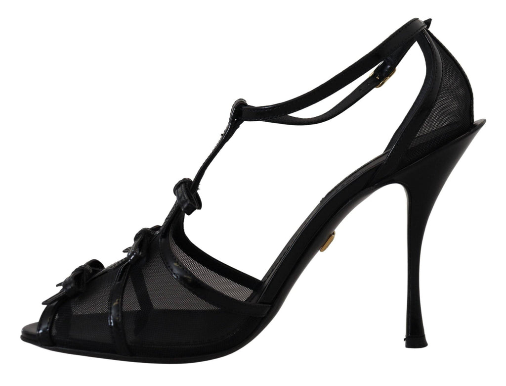 Chaussures Dolce & Gabbana stilettos noires à talons hauts et sandales élégantes, vue en gros plan.