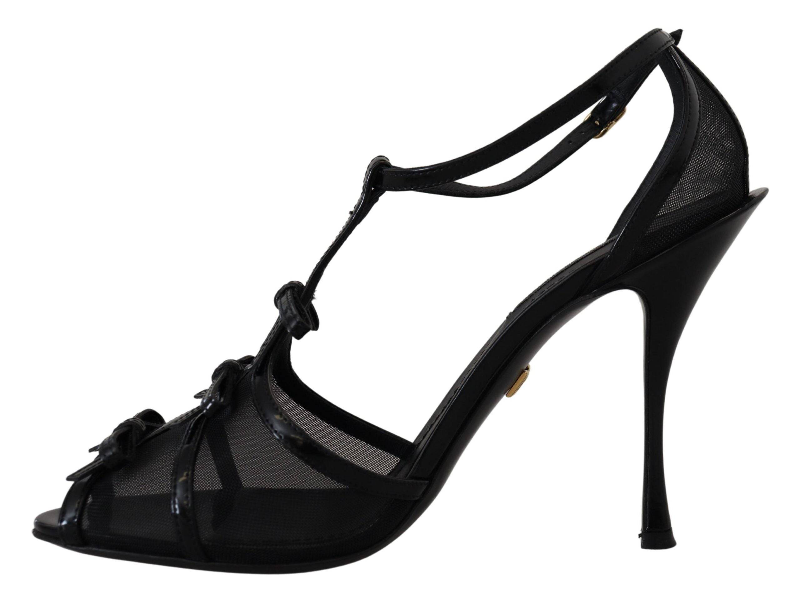 Chaussures Dolce & Gabbana stilettos noires à talons hauts et sandales élégantes, vue en gros plan.