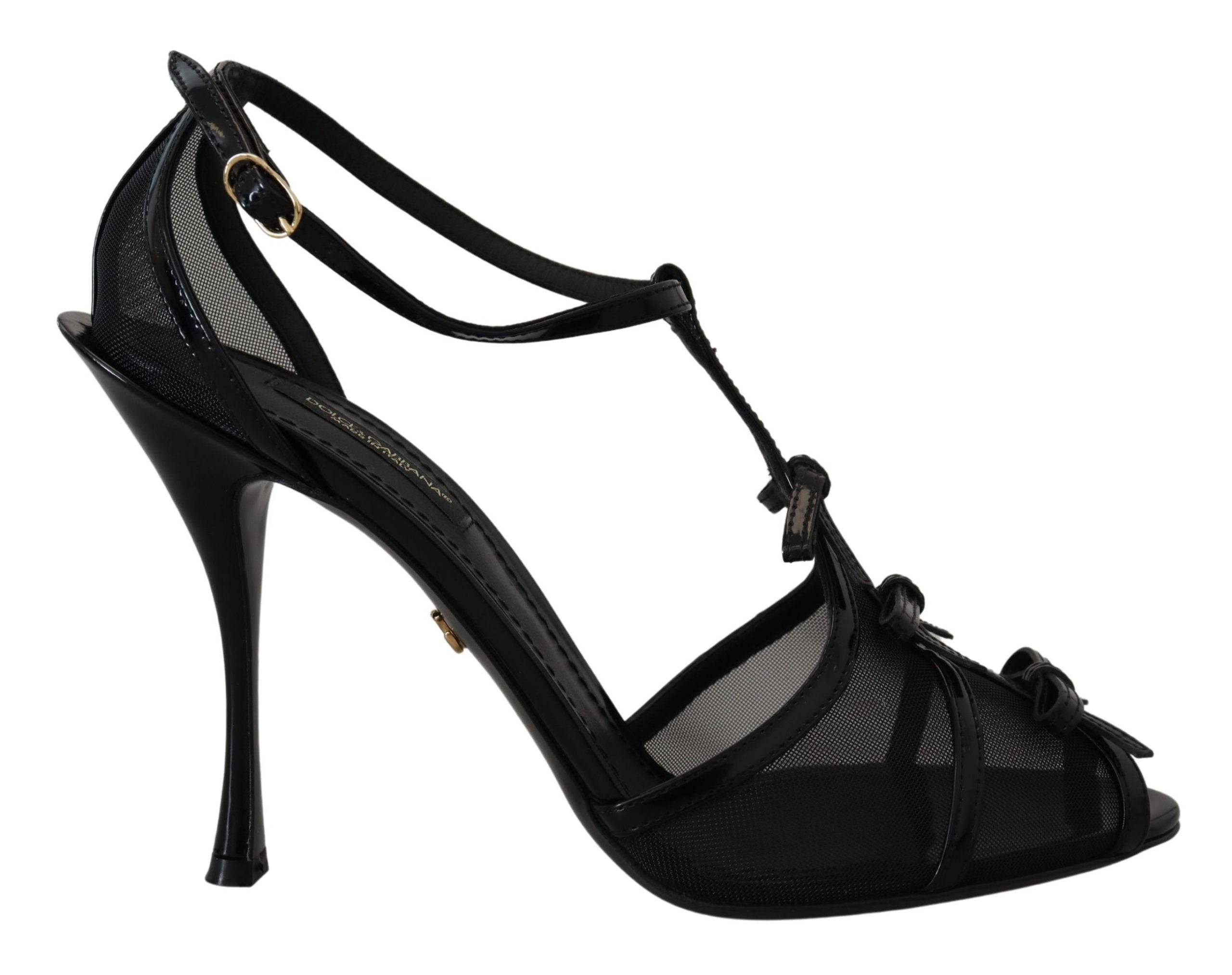 Chaussures sandales à talons aiguilles noirs Dolce & Gabbana, élégantes et sophistiquées, visibles sur l'image.