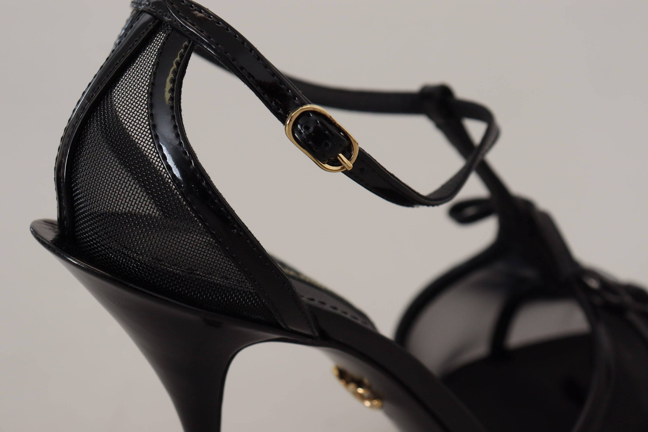 Sandales à talons stilettos noirs Dolce & Gabbana, chaussures élégantes en cuir avec talons hauts et design sophistiqué.