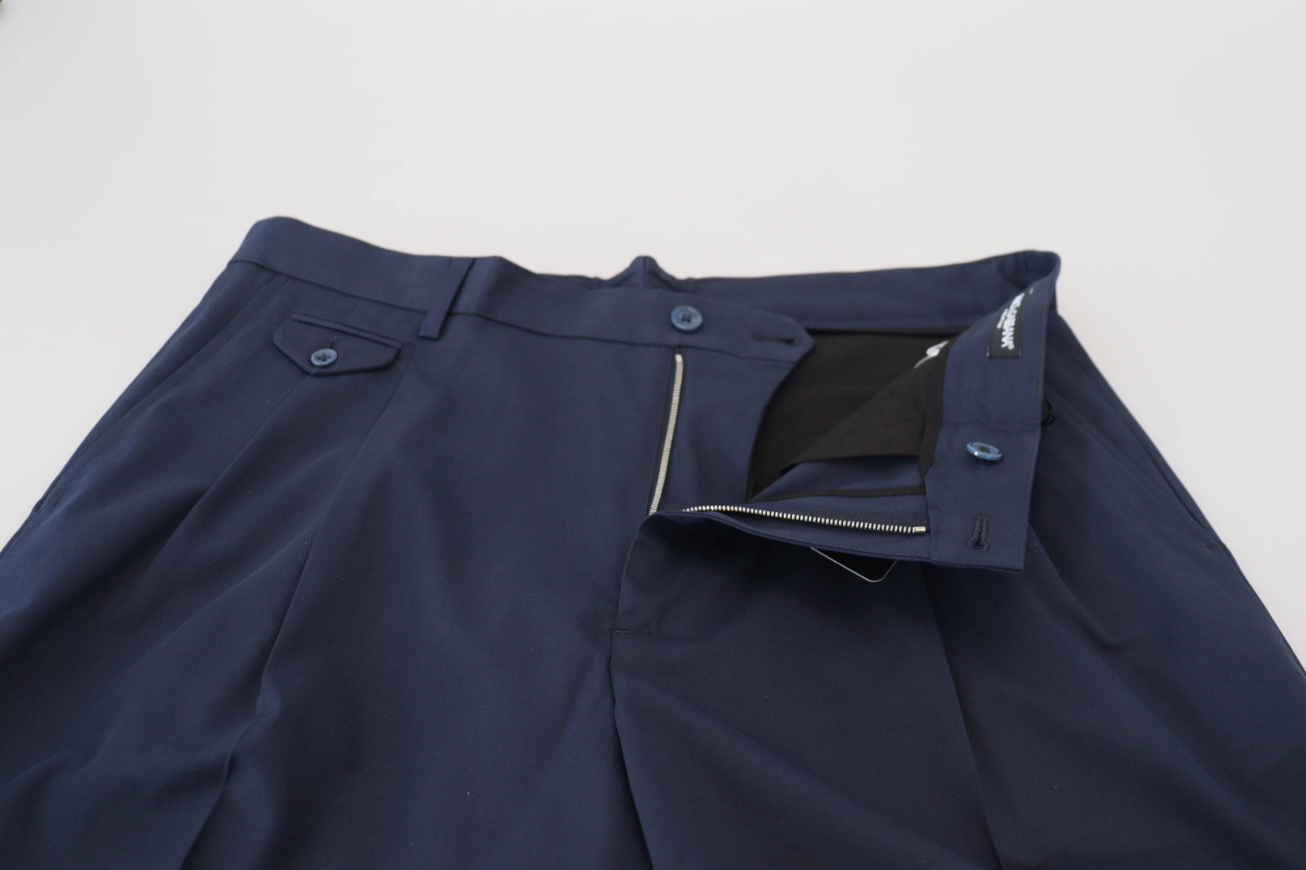 Shorts décontractés en coton stretch Dolce & Gabbana Blue Chinos, style casual et confortable pour l'été.
