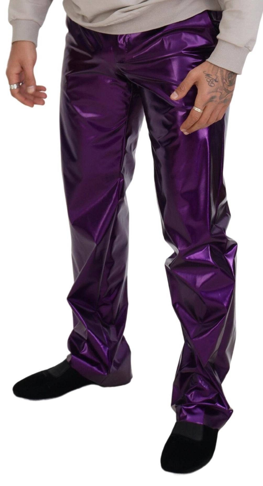 Pantalons décontractés pour homme Dolce & Gabbana violets brillants, coupe élégante et tissu confortable.