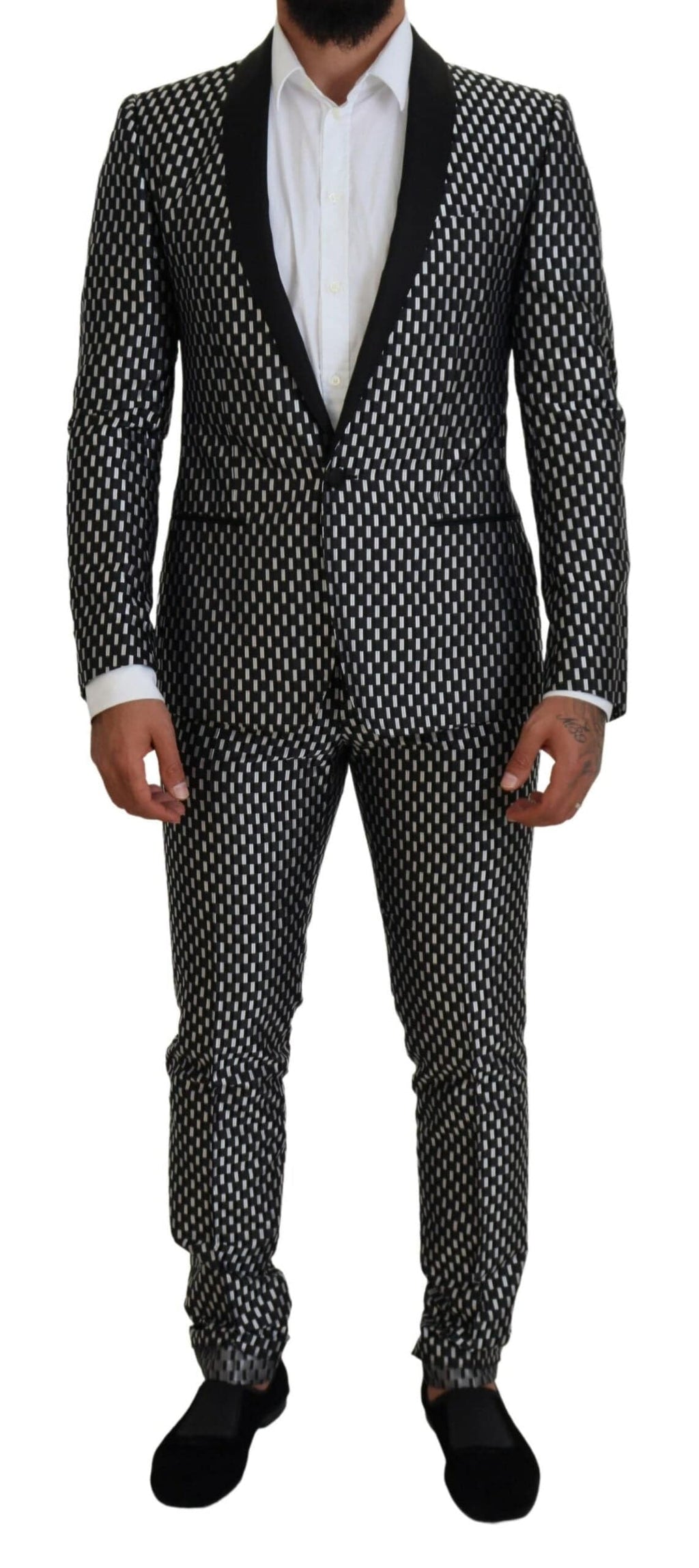 Costume slim fit en soie noir et blanc Dolce & Gabbana Martini, élégant et sophistiqué, visible avec détails de couture et finition fine.