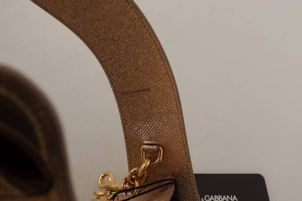 Sangle d'épaule en cuir doré Dolce & Gabbana avec patch LOVE pour sac à main élégant.