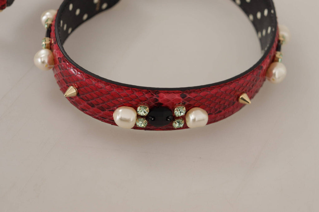 Sangle réversible pour sac Dolce & Gabbana en cuir de Python rouge avec cristaux, épaule élégante et sophistiquée.