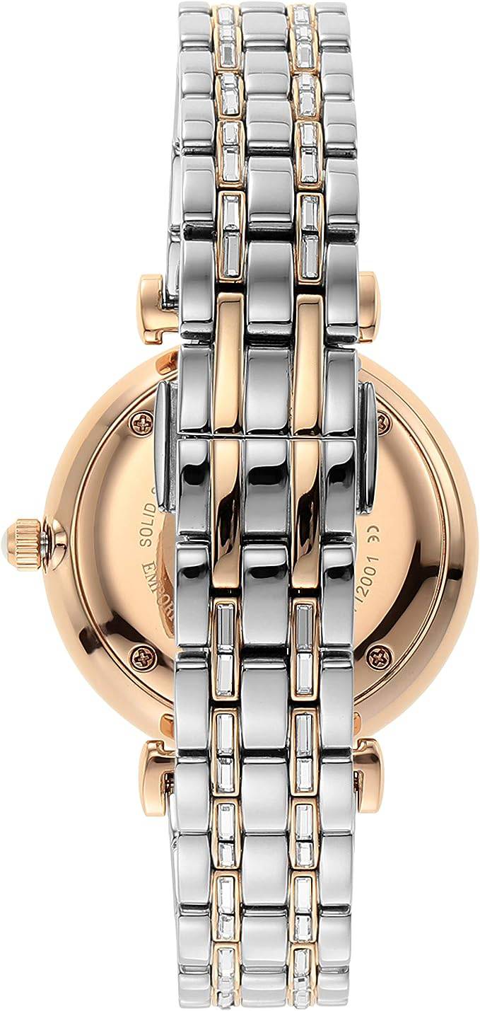 Montre en acier argenté de quartz Emporio Armani, avec cadran élégant et bracelet métallique sophistiqué.