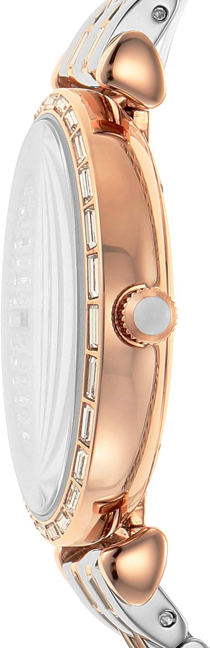 Montre quartz en acier argenté de la marque Emporio Armani, boîtier rond et bracelet élégant.