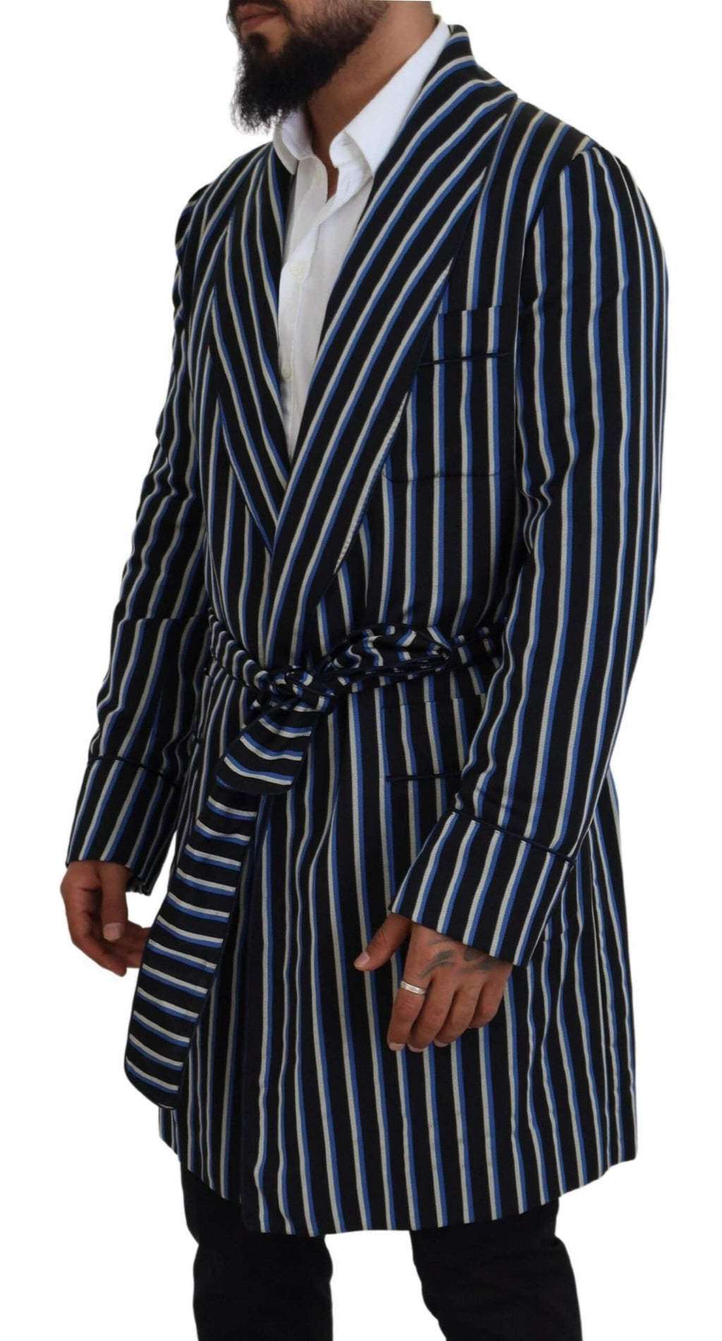 Robe noire et bleue Dolce & Gabbana avec doublure imprimée Martini, longueur mi-mollet et tissu élégant.