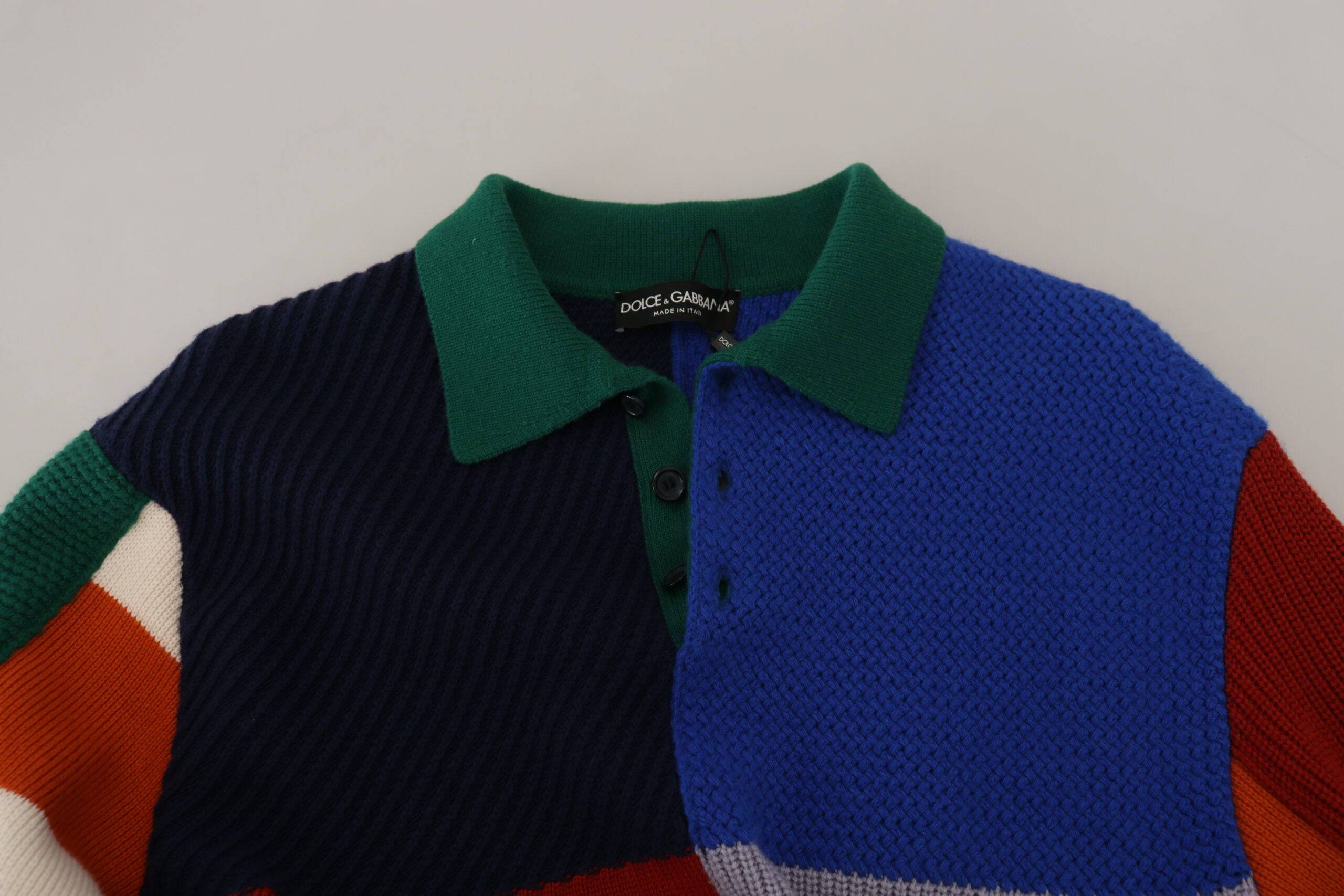 Pull en laine Dolce & Gabbana à rayures multicolores, pull-over élégant avec motif coloré et style sophistiqué.