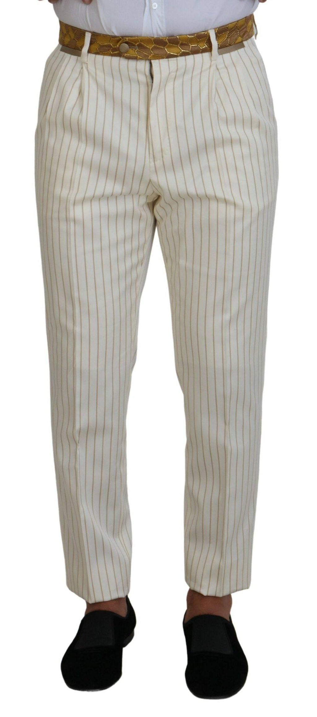 Costume de smoking slim fit Dolce & Gabbana blanc cassé avec rayures dorées, élégant et sophistiqué, adapté pour les occasions formelles.