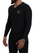 Pull en cachemire gris Dolce & Gabbana avec col en V et motif cœur en or, élégant et doux pour un look sophistiqué.