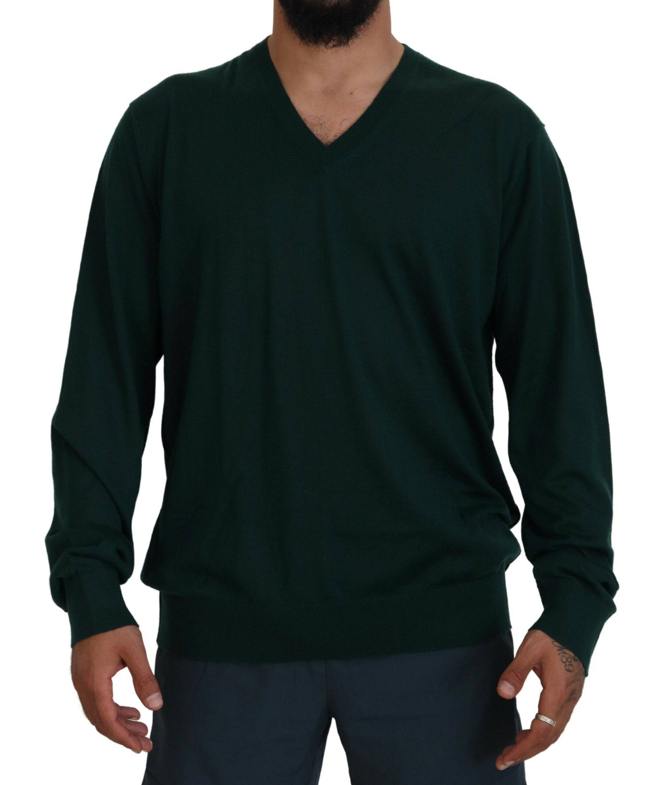 Pull en cachemire vert Dolce & Gabbana à col en V, pull-over élégant et doux, idéal pour un style sophistiqué et confortable.