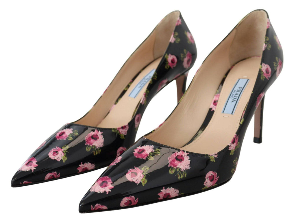Escarpins Prada en cuir noir avec motifs floraux, talons hauts stilettos élégants pour femmes.