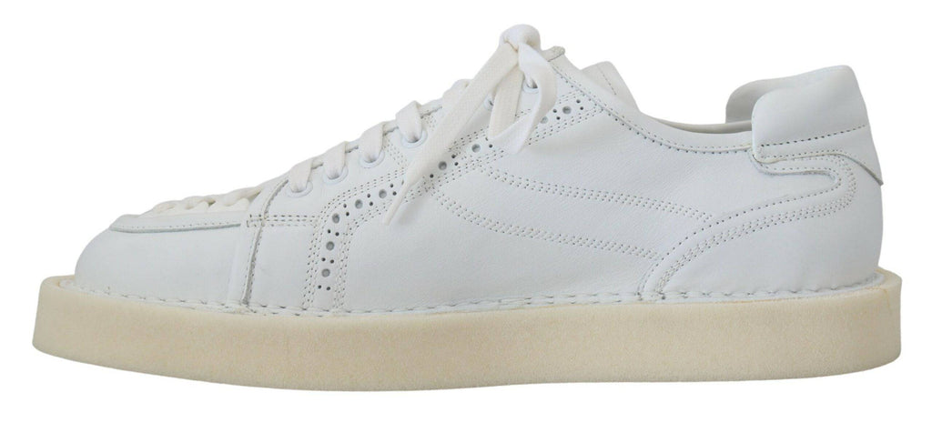 Baskets basses en cuir blanc Dolce & Gabbana, chaussures décontractées pour homme, détails en cuir et semelle blanche.