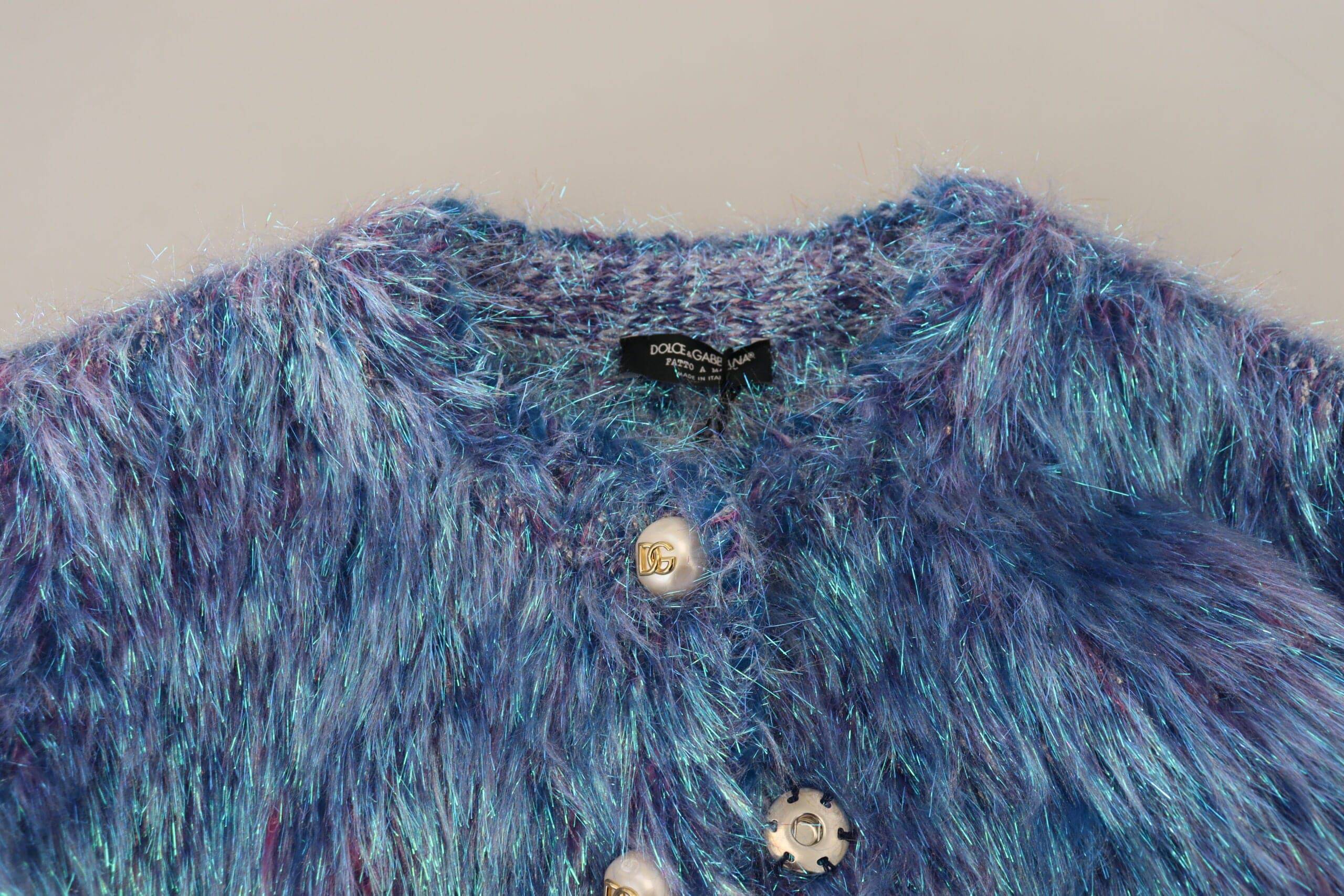 Manteau Dolce & Gabbana à franges multicolores en polyester, mode élégante avec détails colorés et design tendance.