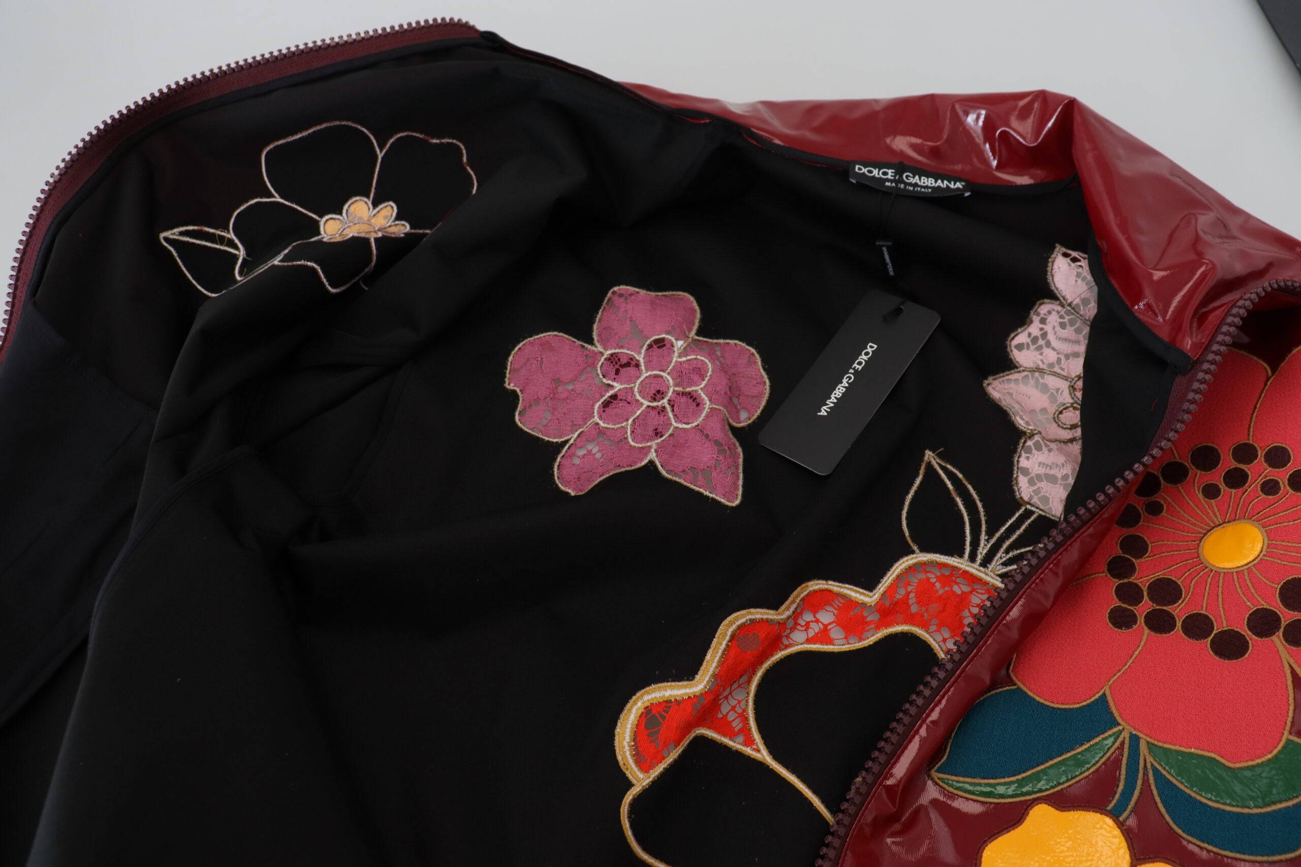 Veste pour femme en polyester rouge bordeaux avec motifs floraux, zip complet, de la marque Dolce & Gabbana.
