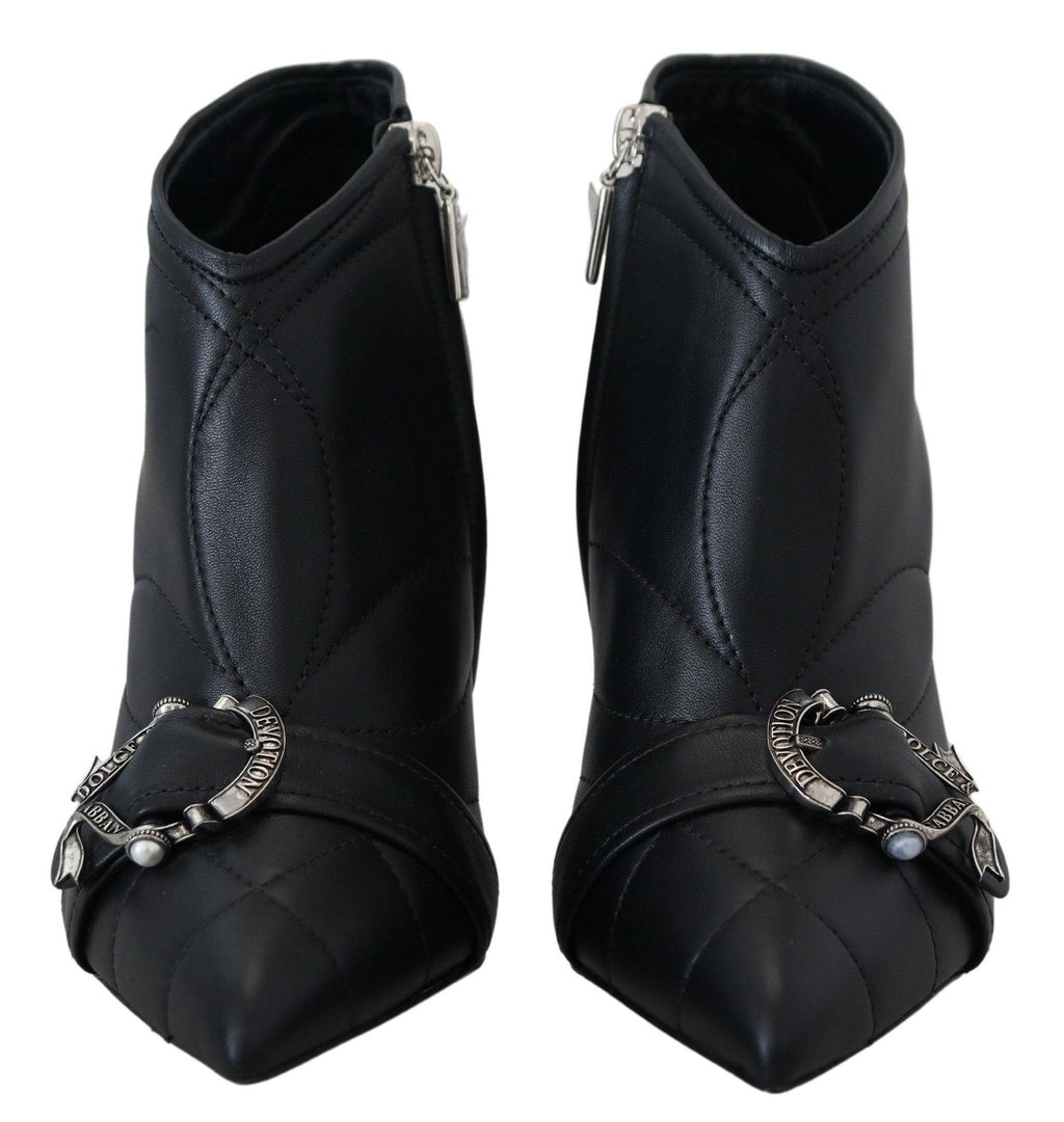 Bottes noires en cuir matelassé avec boucle à la cheville, Dolce & Gabbana Devotion, style élégant et sophistiqué.