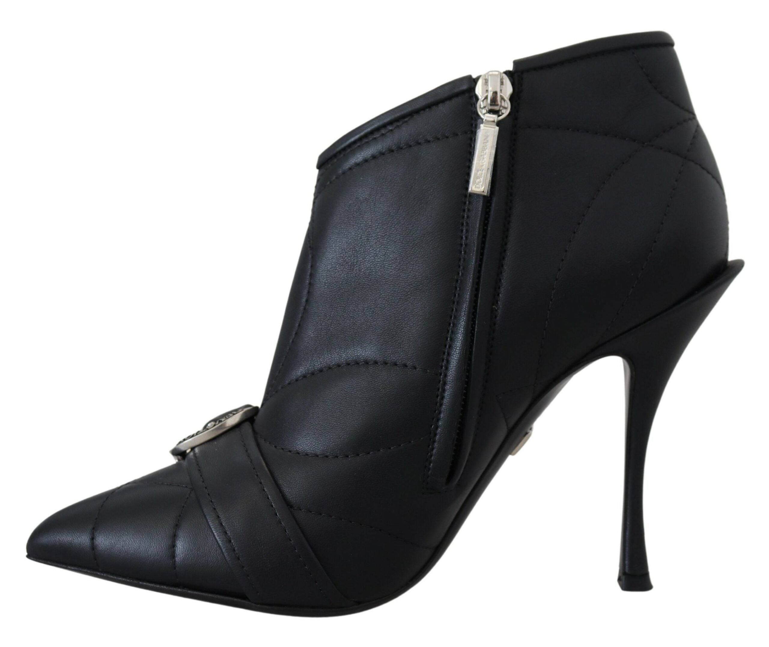 Bottes ankle Dolce & Gabbana noires Devotion en cuir matelassé avec boucle, semelle en caoutchouc.