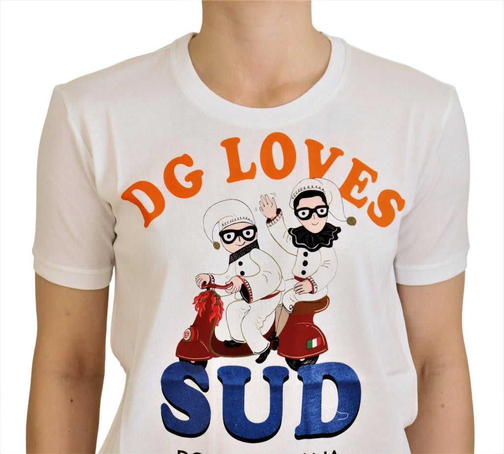 T-shirt blanche en coton Dolce & Gabbana DG Loves SUD avec logo et design graphique visible, mode élégante et décontractée.