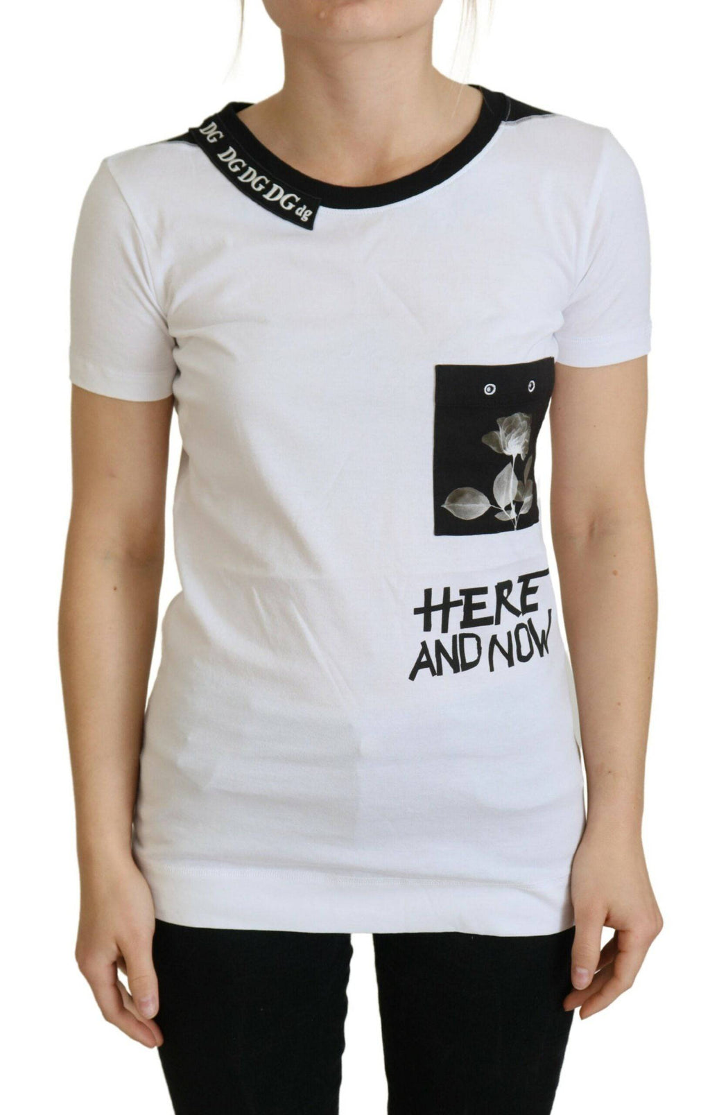 T-shirt en coton blanc Dolce & Gabbana à col rond, vue de face, détails du tissu et design simple.