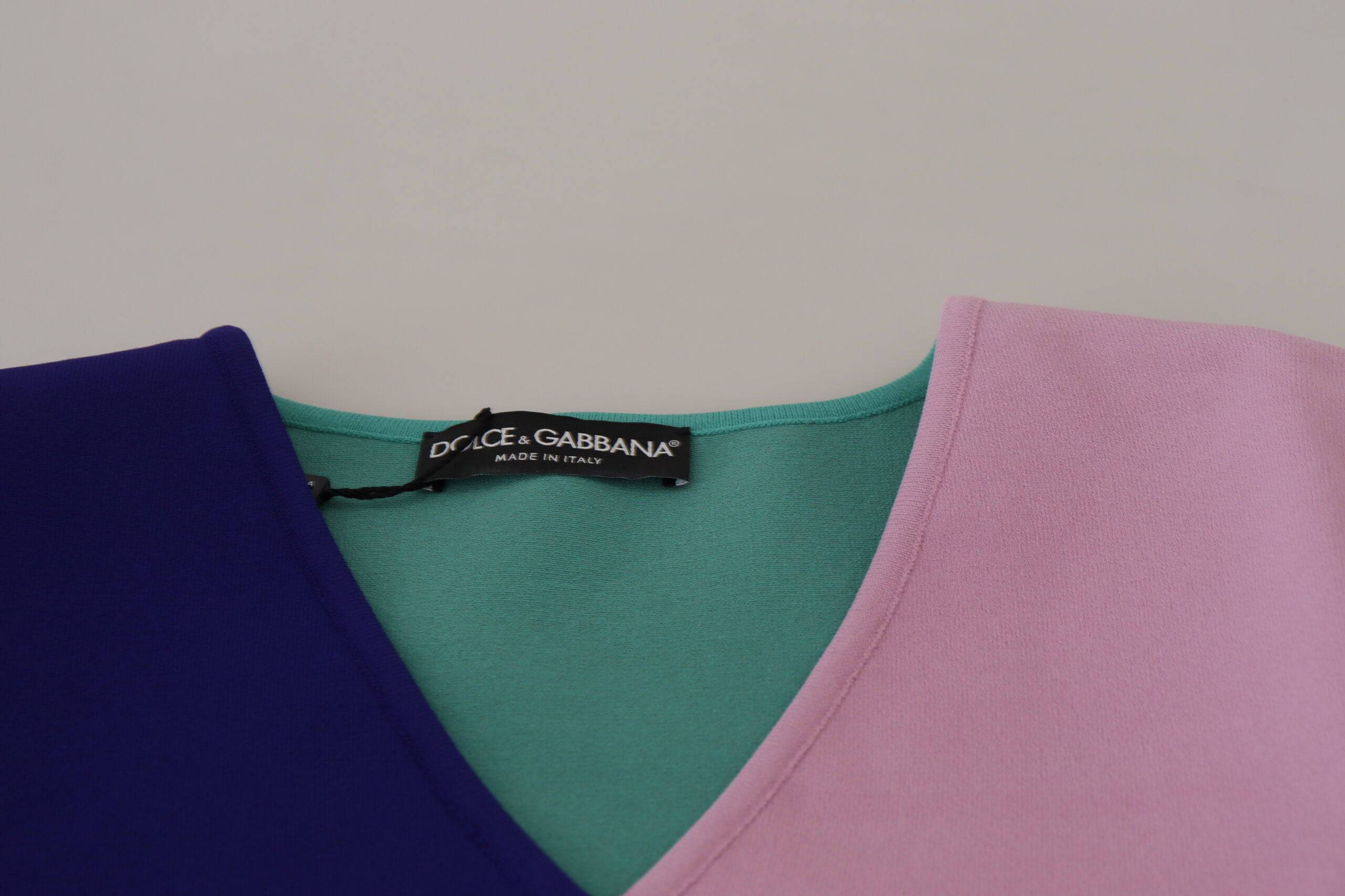 Pull Dolor & Gabbana en viscose à manches longues, multicolore, avec col en V, style élégant et confortable.