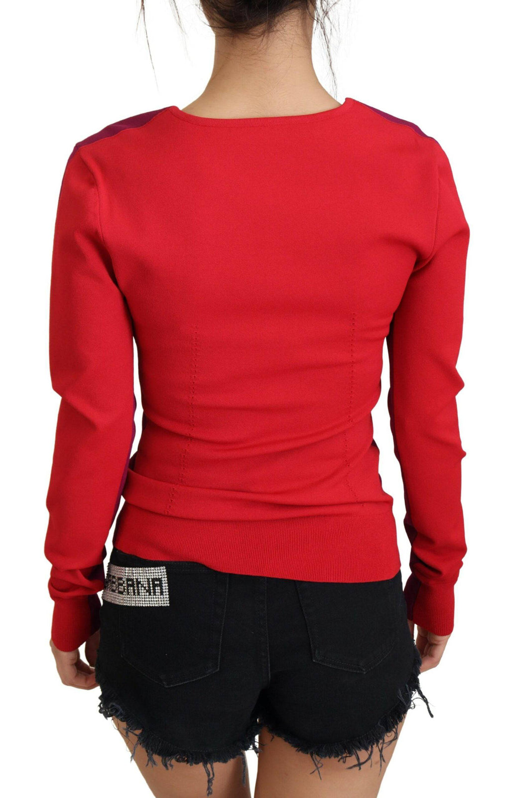 Pull en laine viscose multicolore à col carré de Dolce & Gabbana, élégant et confortable, visible en détail dans l'image.