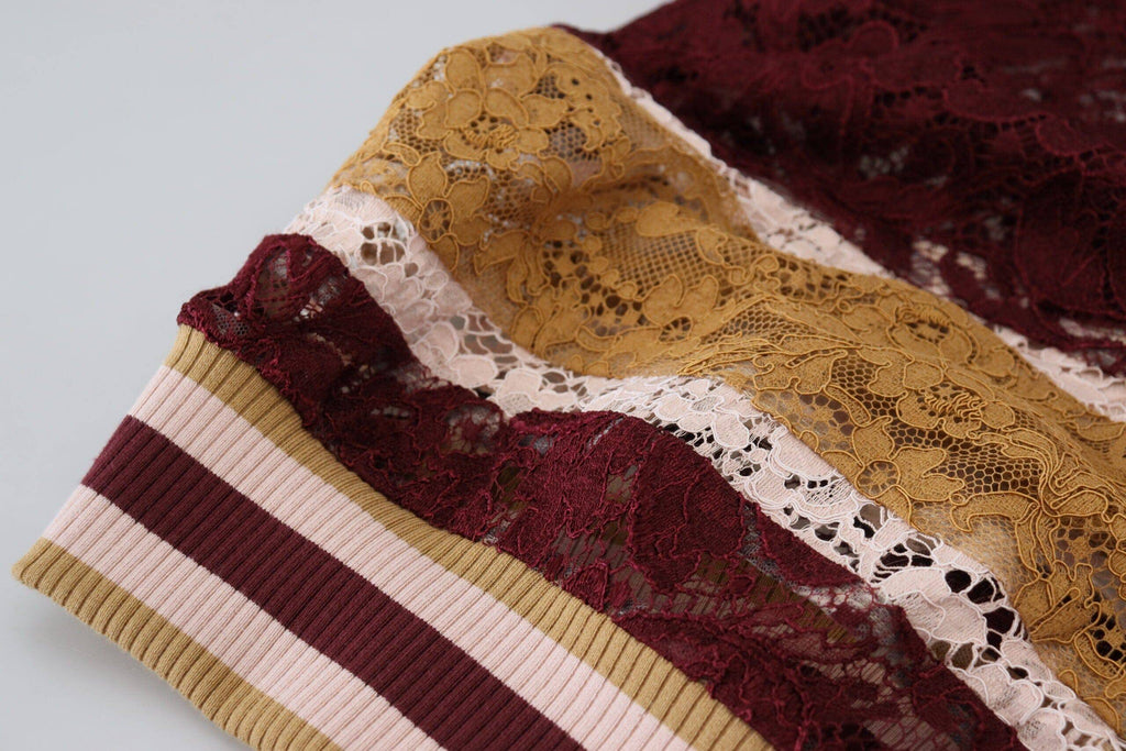 Pull à manches longues Dolce & Gabbana en dentelle multicolore avec col en V, élégant et féminin.