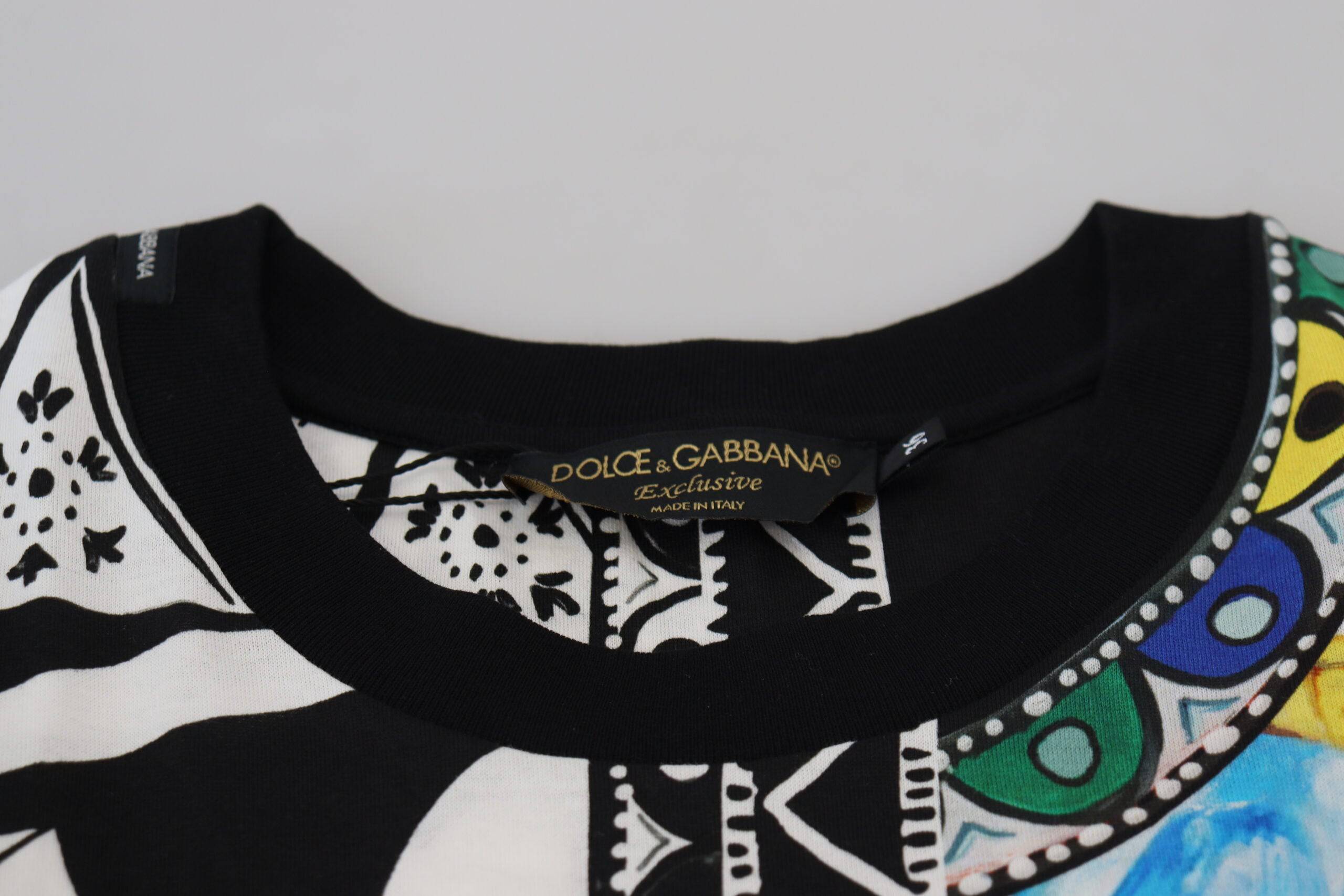 Chemise pour femme Dolce & Gabbana à imprimé multicolore, style exclusif, coupe élégante, visible en détail dans l'image.