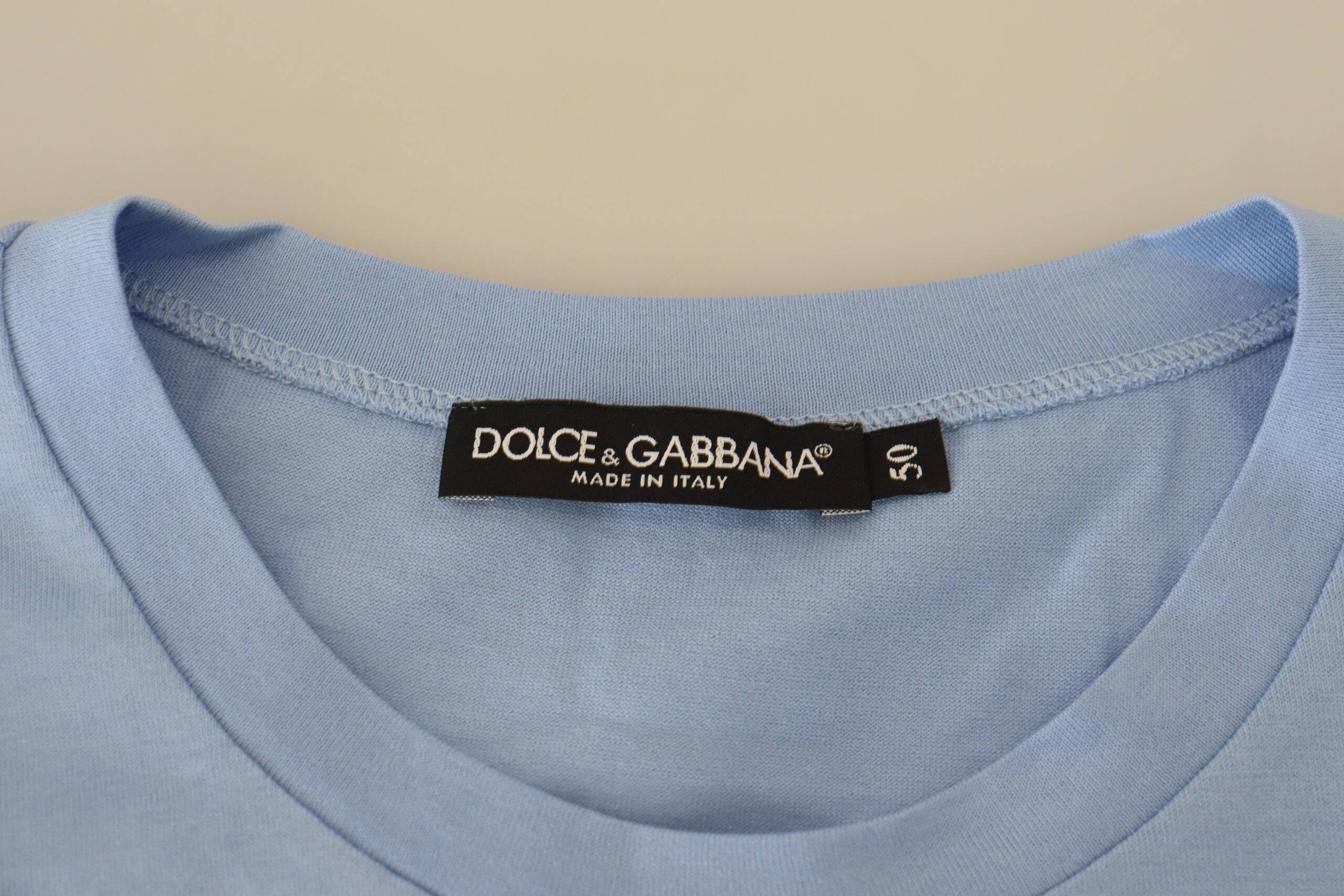 T-shirt en coton Dolce & Gabbana Light Blue Happy New Year 2017, design coloré avec logo de la marque.