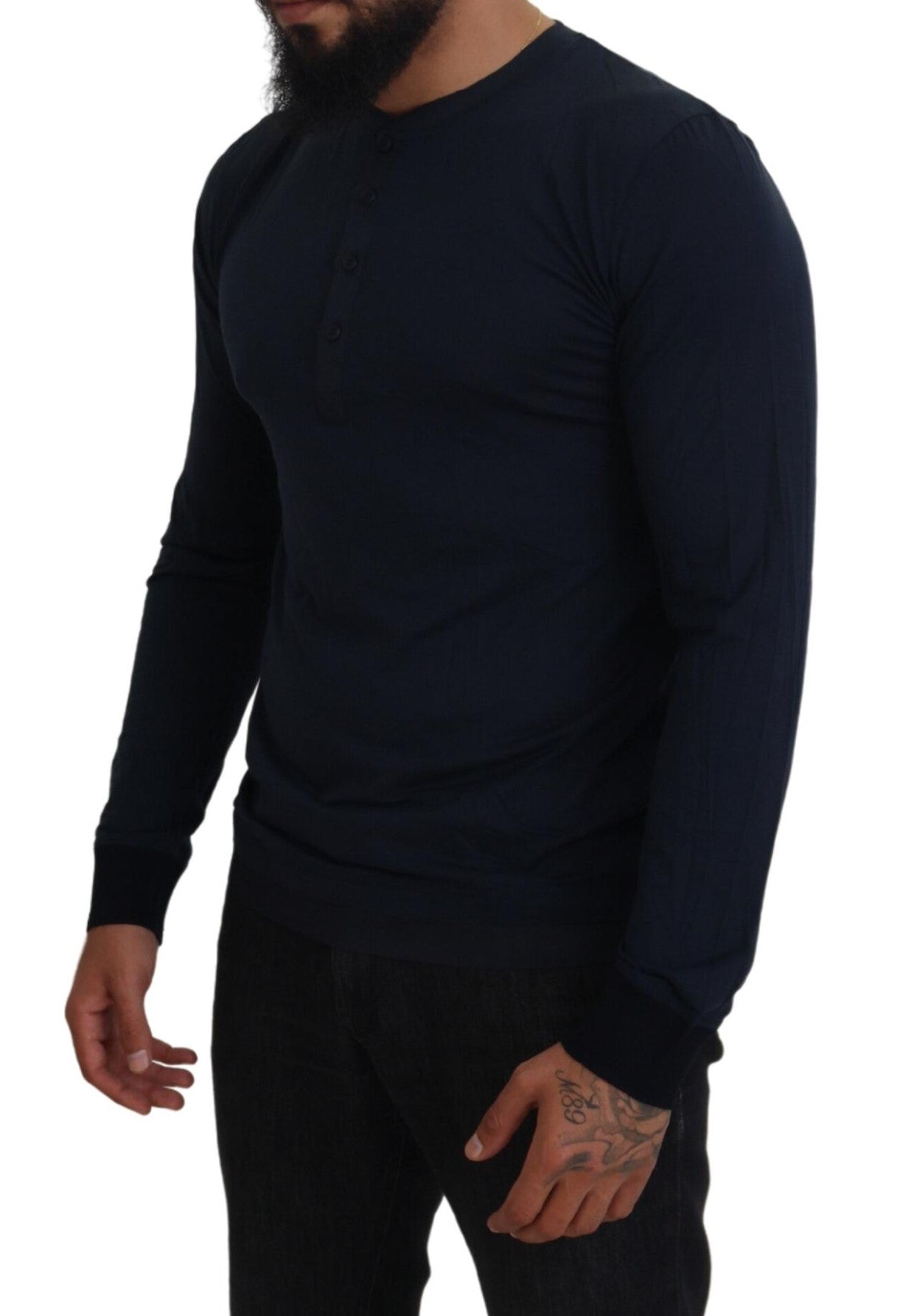 Pull en coton bleu Dolce & Gabbana à col rond avec boutons, vue de face sur le pull.