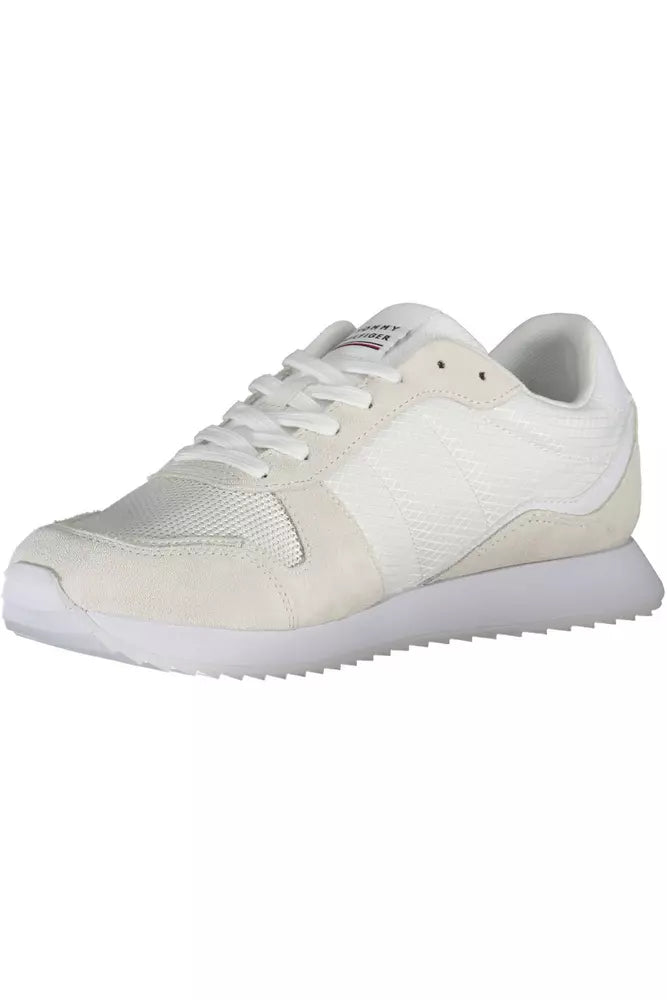 Chaussure sneaker blanche en polyester Tommy Hilfiger avec semelle blanche et design classique, vue de face.