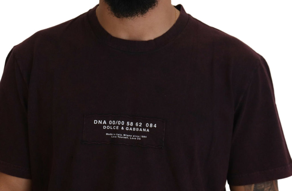 T-shirt à manches courtes Dolce & Gabbana Bordeaux avec col rond, vue de face, en coton, look élégant et décontracté.