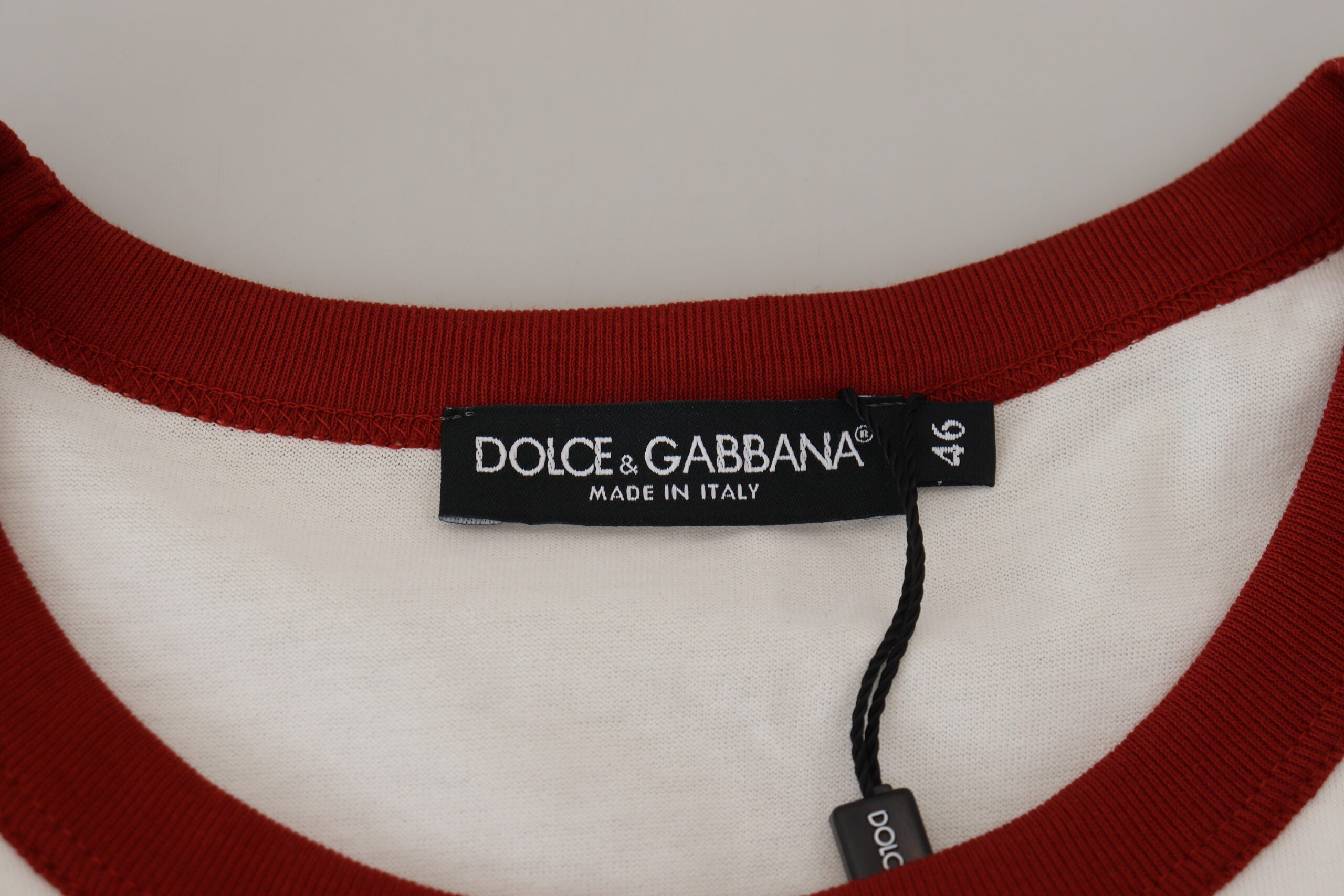 T-shirt blanc en coton Dolce & Gabbana avec logo imprimé, col rond et style décontracté.