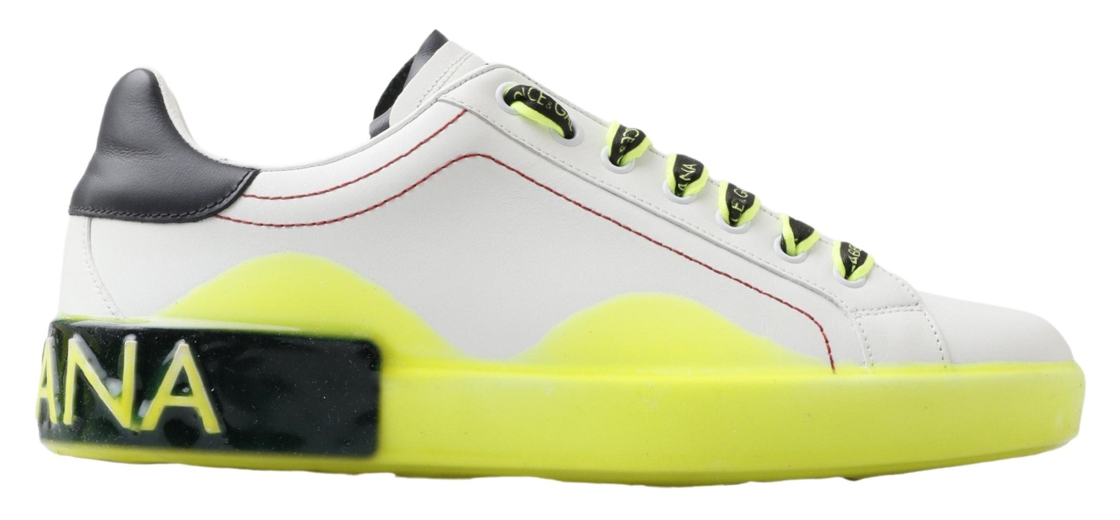 Chaussures sneakers en cuir blanc et jaune Portofino de Dolce & Gabbana, chaussures de mode élégantes et modernes.