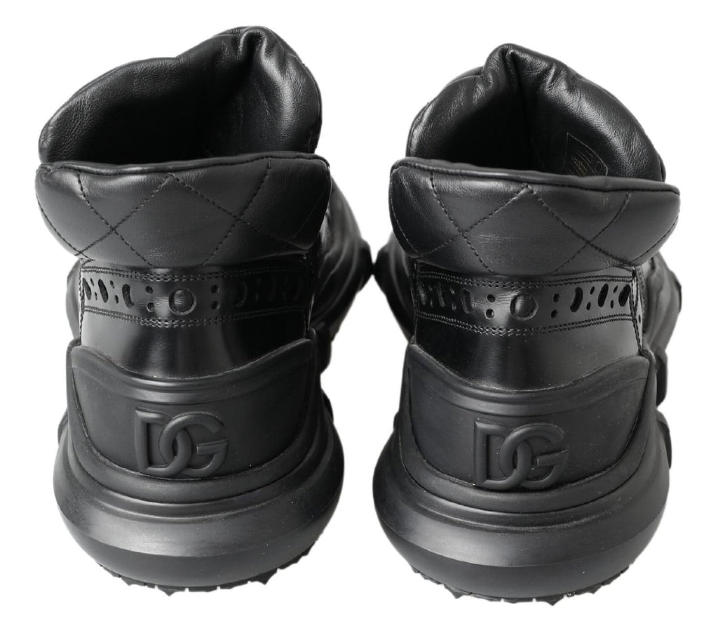 Bottes basses en cuir noir Dolce & Gabbana, chaussures décontractées pour la cheville, style élégant et moderne.