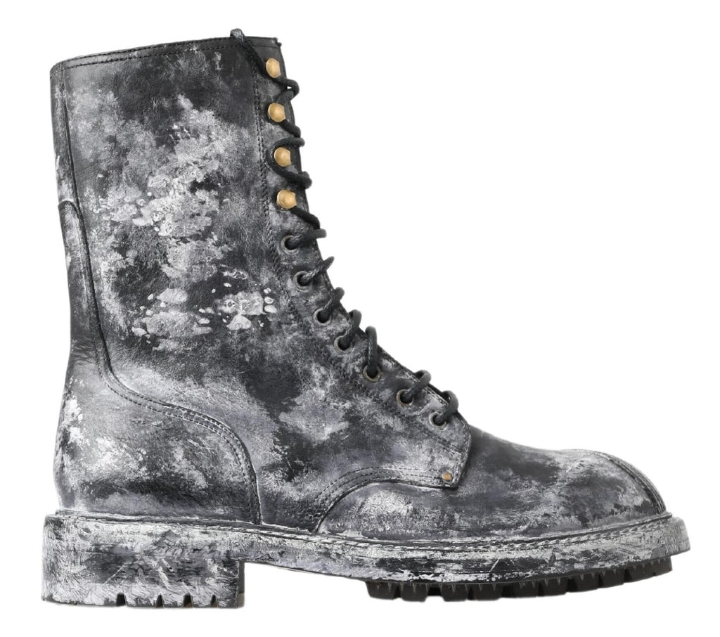 Bottes en cuir noir et gris Dolce & Gabbana, mi-mollet, avec design élégant et finition de qualité.