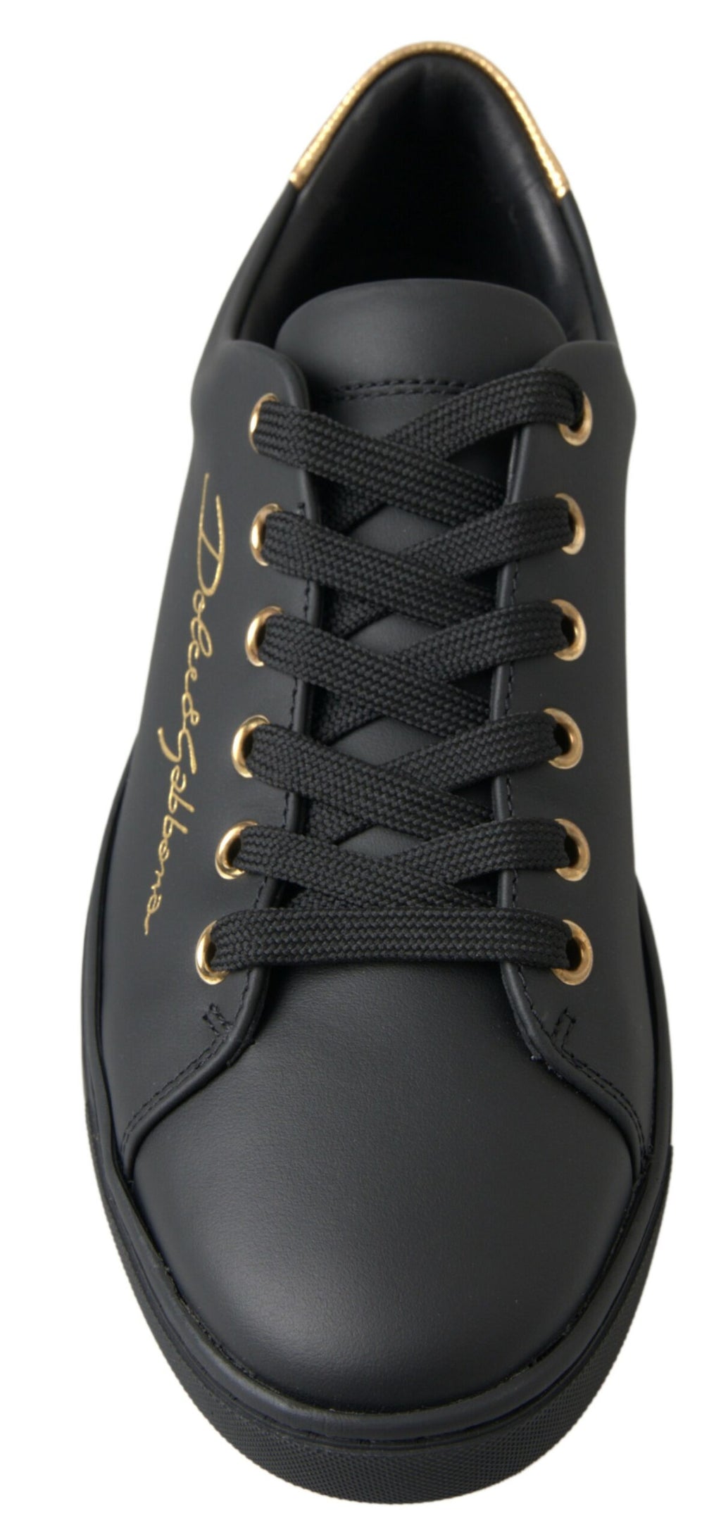 Chaussures sneakers classiques en cuir noir et or de Dolce & Gabbana, style élégant avec détails de luxe visibles.