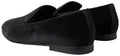 Mocassins en velours noir Dolce & Gabbana, chaussures formelles élégantes pour homme, détails sophistiqués et finition raffinée.