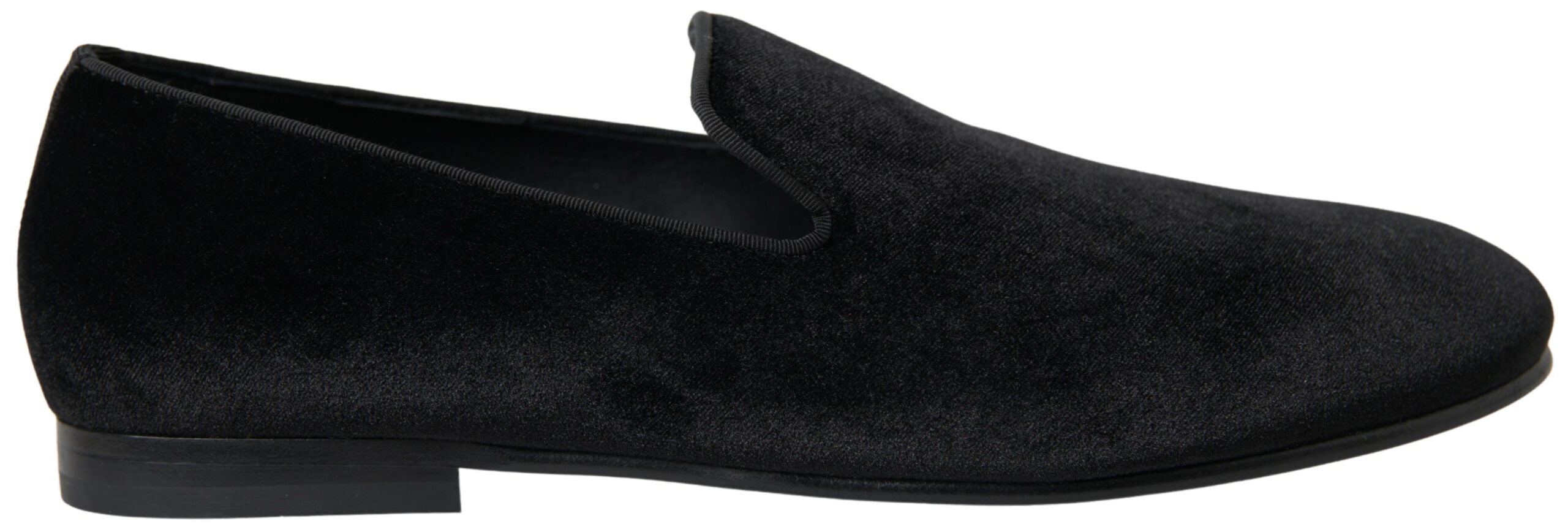 Chaussures formelles en velours noir Dolce & Gabbana, mocassins élégants pour homme avec finition soignée.
