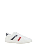 Chaussures Moncler Monaco M blanches basses, sneakers de style décontracté avec logo Moncler visible, vue de côté.